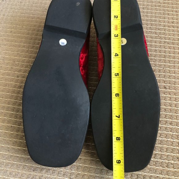 GUCCI GG Pattern Red Velvet Loafer Shoes - Picture 11 of 15
